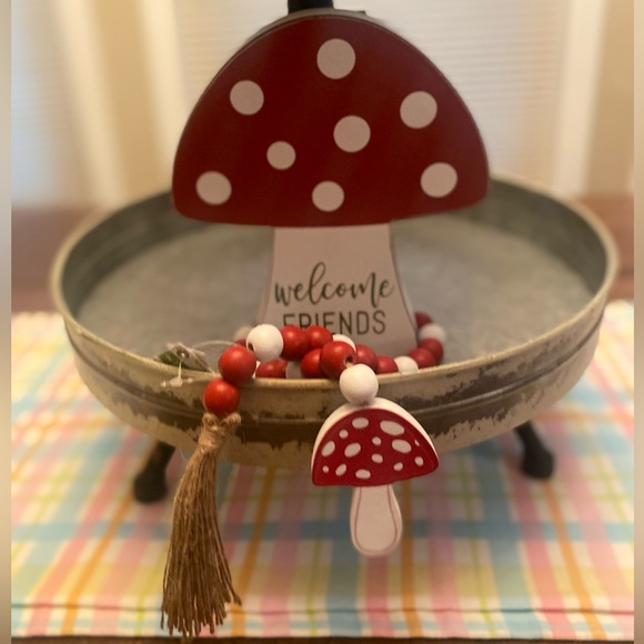 Spring Gnome Tier Tray Decor, Summer Gnome Beaded Garland & Mushroom Wood Sign - Picture 9 of 16